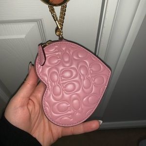 Coach Heart Coin Case In Signature Leather - Pink
